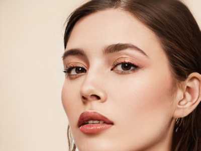 成都卢元刚医生眼修复案例分享：10年+经验，素美热门医生，附眼部整形价格参考